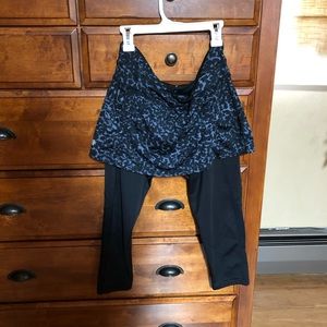 Athleta skirted capris